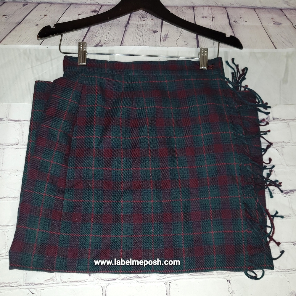 Wool fringe skirt